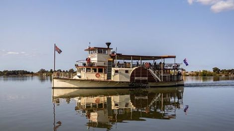 Paddle steamer on Lake Mulwala