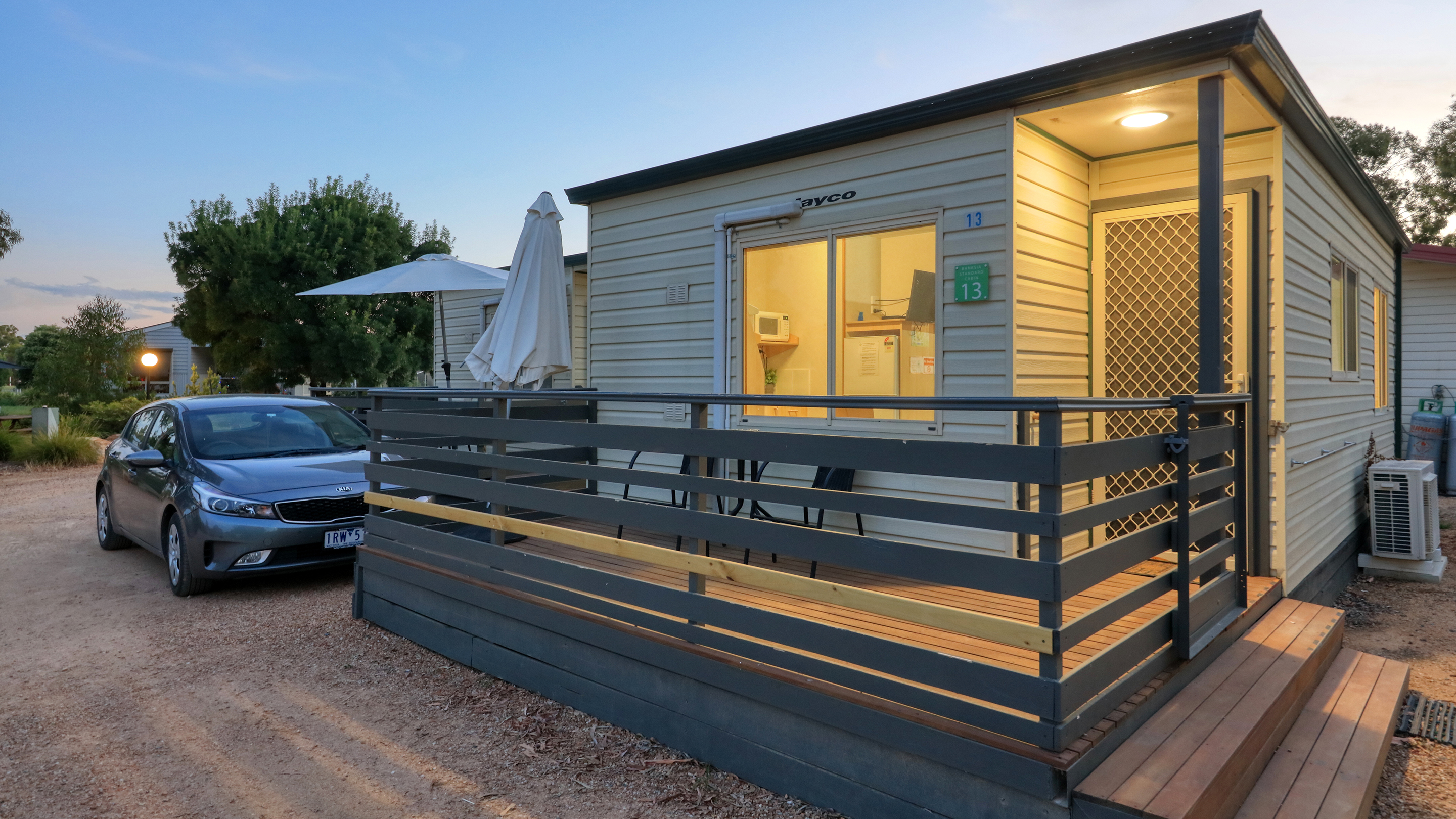 Yarrawonga Riverlands Tourist Park Standard Cabins