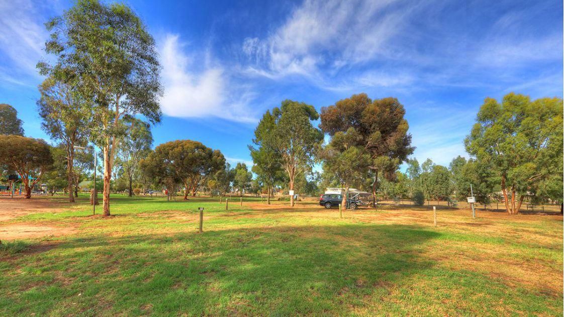 Yarrawonga Riverlands Tourist Park Unpowered Camping Sites
